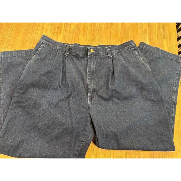 Wrangler Riata Jeans - Size 38x34 - Picture 4 of 4